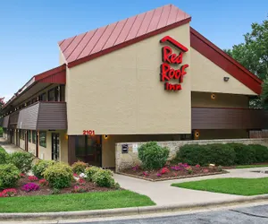 Photo 2 - Red Roof Inn Greensboro Coliseum