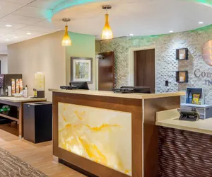 Photo 3 - Comfort Inn Atlanta Airport