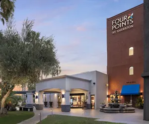 Photo 2 - Four Points by Sheraton Tucson Airport