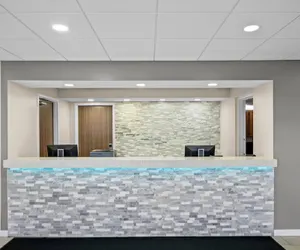 Photo 3 - Rodeway Inn Grandville - Grand Rapids