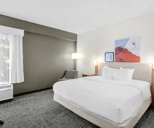 Photo 5 - Spark by Hilton Des Plaines Chicago O'Hare