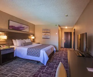 Photo 3 - Crowne Plaza Silicon Valley N - Union City, an IHG Hotel