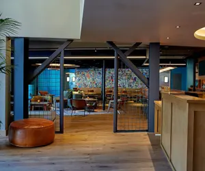 Photo 3 - Hotel Ziggy Los Angeles
