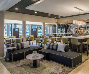 Photo 2 - Courtyard by Marriott Spokane Downtown at the Convention Ctr