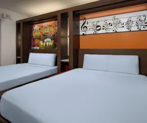 Photo 4 - Disney's All-Star Music Resort