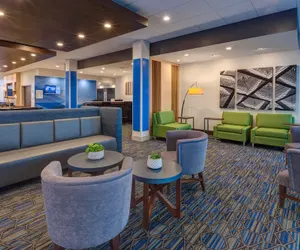 Photo 3 - Holiday Inn Express And Suites Eau Claire West I-94 by IHG