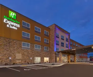 Photo 2 - Holiday Inn Express And Suites Eau Claire West I-94 by IHG