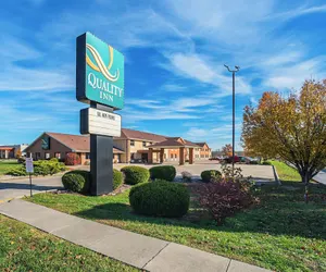 Photo 2 - Quality Inn Carbondale University area