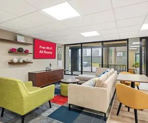 Photo 4 - Red Roof Inn Perryville