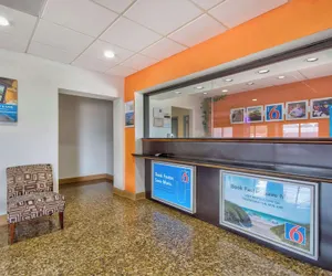 Photo 3 - Motel 6 Lafayette, LA