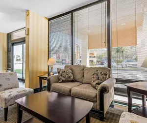 Photo 5 - Quality Inn