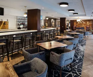 Photo 2 - DoubleTree by Hilton Jamestown