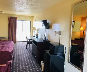 Photo 3 - Executive Inn & Suites