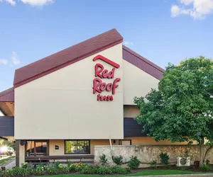 Photo 2 - Red Roof Inn Canton