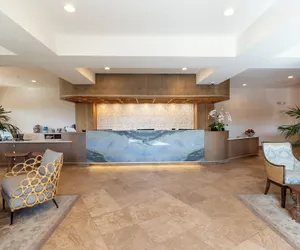 Photo 5 - Pacific Terrace Hotel