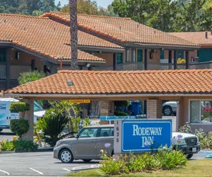 Photo 2 - Rodeway Inn Fallbrook Downtown