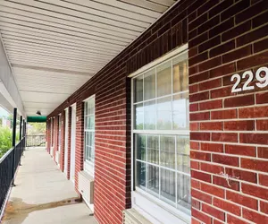 Photo 4 - Capital O First Heritage Inn Rantoul IL I 57