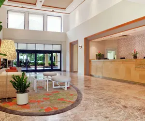 Photo 5 - Hilton Boca Raton Suites