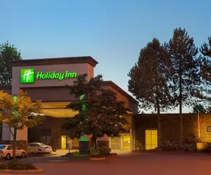 Photo 2 - Holiday Inn Airport - Portland, an IHG Hotel