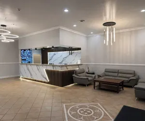 Photo 4 - Express Inn & Suites