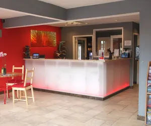 Photo 3 - Ramada by Wyndham near SeaWorld / Mission Beach