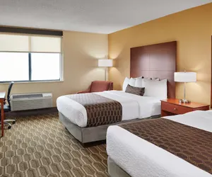 Photo 5 - Best Western Plus Milwaukee Airport Hotel & Conference Ctr