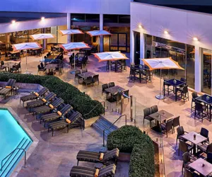 Photo 2 - Anaheim Marriott Hotel