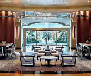 Photo 3 - Anaheim Marriott Hotel
