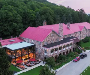 Photo 2 - Mountain Lake Lodge