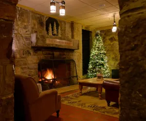 Photo 3 - Mountain Lake Lodge