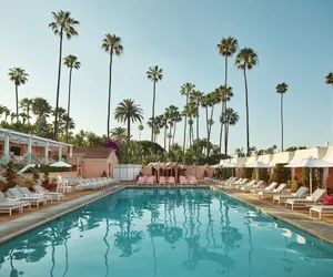 Photo 2 - The Beverly Hills Hotel