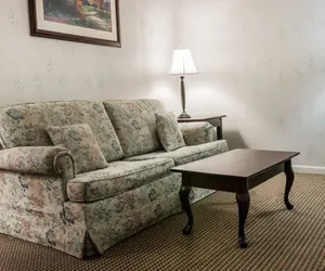 Photo 5 - Econo Lodge & Suites