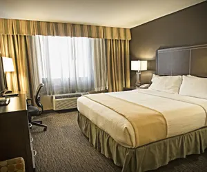 Photo 4 - Holiday Inn Hotel & Suites Anaheim, an IHG Hotel