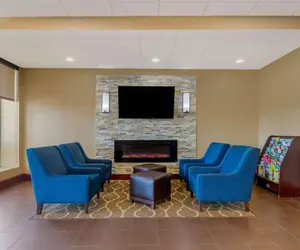 Photo 5 - Comfort Inn & Suites Macon West