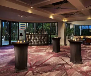 Photo 5 - Sheraton Gateway Los Angeles Hotel