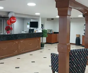 Photo 3 - Red Roof Inn Leeds