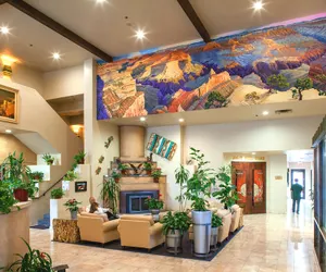 Photo 2 - Grand Canyon Plaza Hotel