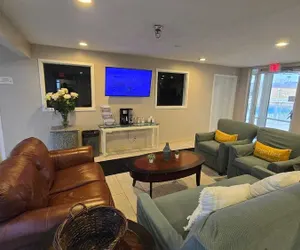 Photo 3 - Copley Inn & Suites By OYO Akron OH