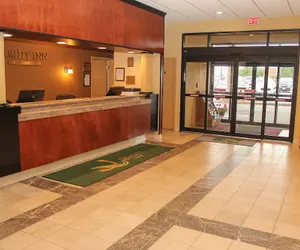 Photo 3 - Quality Inn Airport