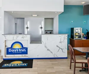Photo 3 - Days Inn by Wyndham Salina South