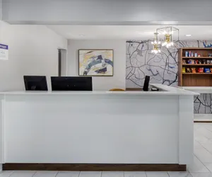 Photo 4 - Best Western Greensboro Coliseum Inn