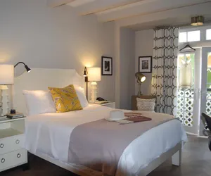 Photo 4 - Hollywood Hotel