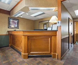 Photo 4 - Rodeway Inn