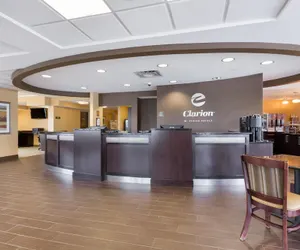 Photo 4 - Clarion Hotel Beachwood - Cleveland