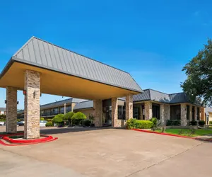 Photo 2 - Red Roof Inn & Conference Center McKinney