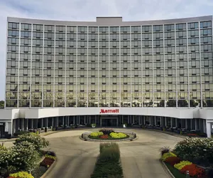 Photo 2 - Chicago Marriott Oak Brook