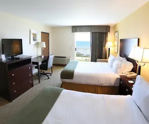 Photo 4 - Holiday Inn Express St. Ignace-Lake Front by IHG