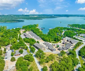 Photo 2 - Table Rock Resorts at Indian Point