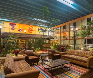 Photo 4 - Red Roof Inn Lubbock