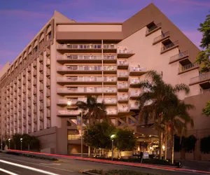 Photo 2 - Hyatt Centric Delfina Santa Monica